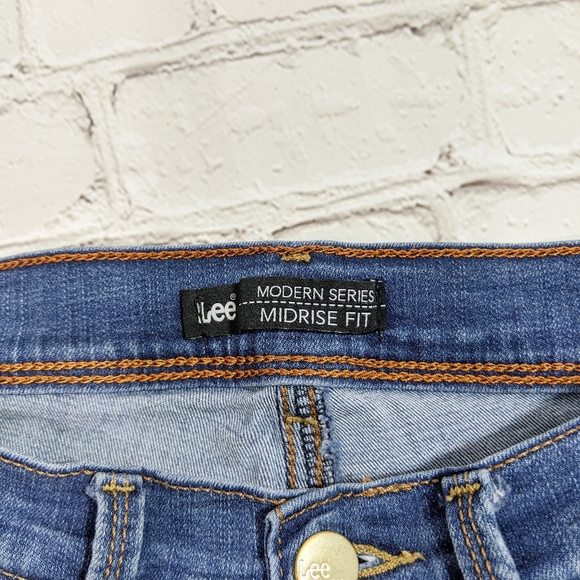 Lee Modern Series Mid Rise Fit Blue Jeans - Picture 4 of 6